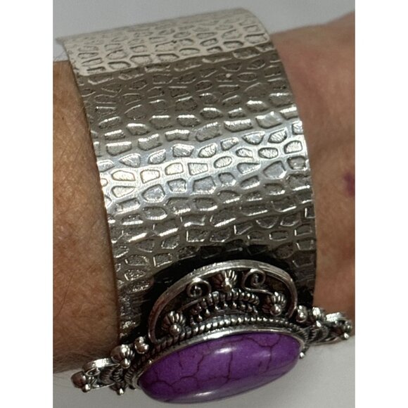 Wide Silver Cuff Bracelet Purple Stone Open Back Jewelry Intricate Metalwork - Picture 3 of 10